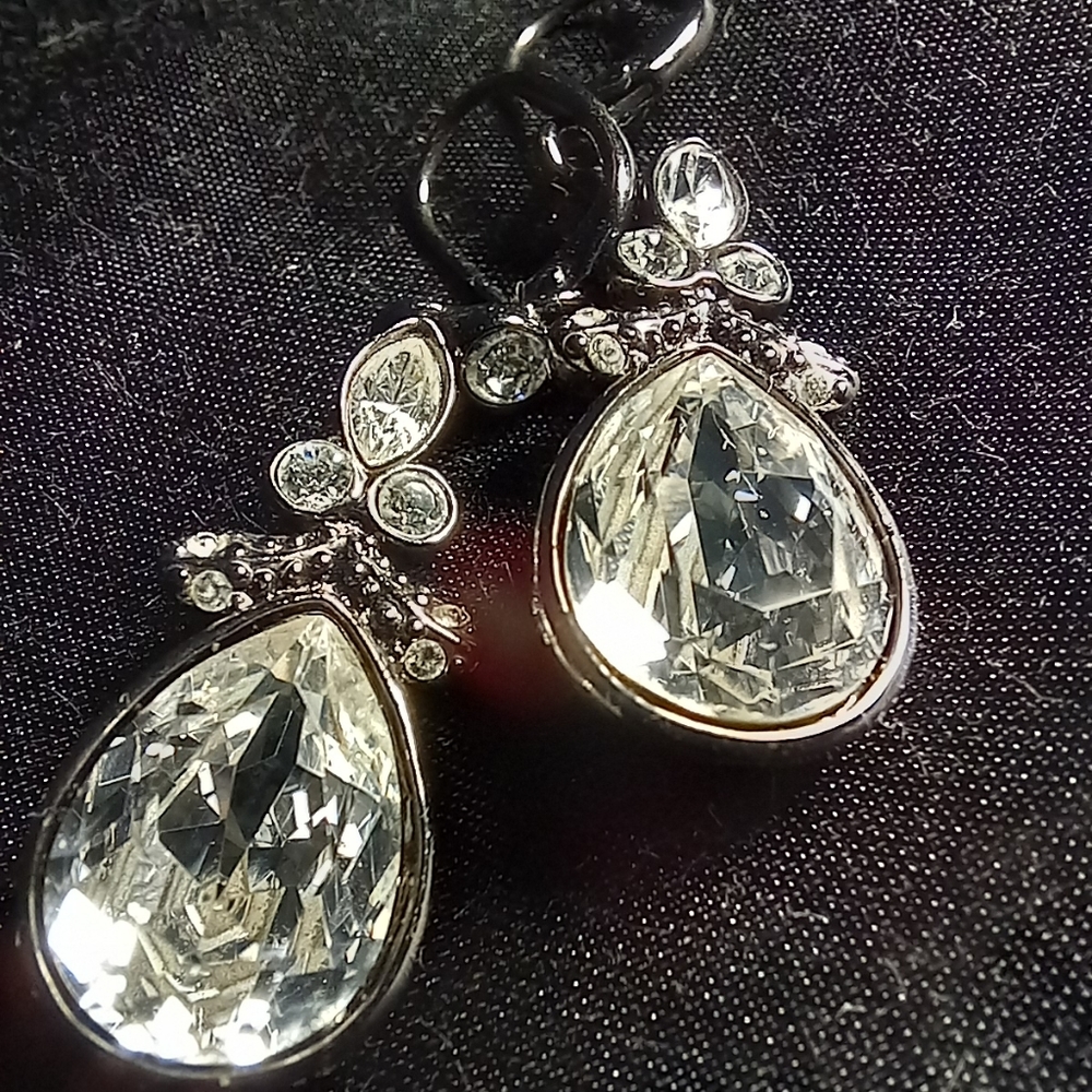 Dangle Rhinestone Earrings with Black Highlights